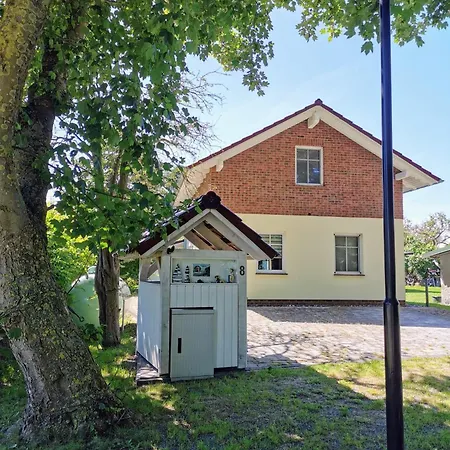 Semesterbostad Haus Kranichweide